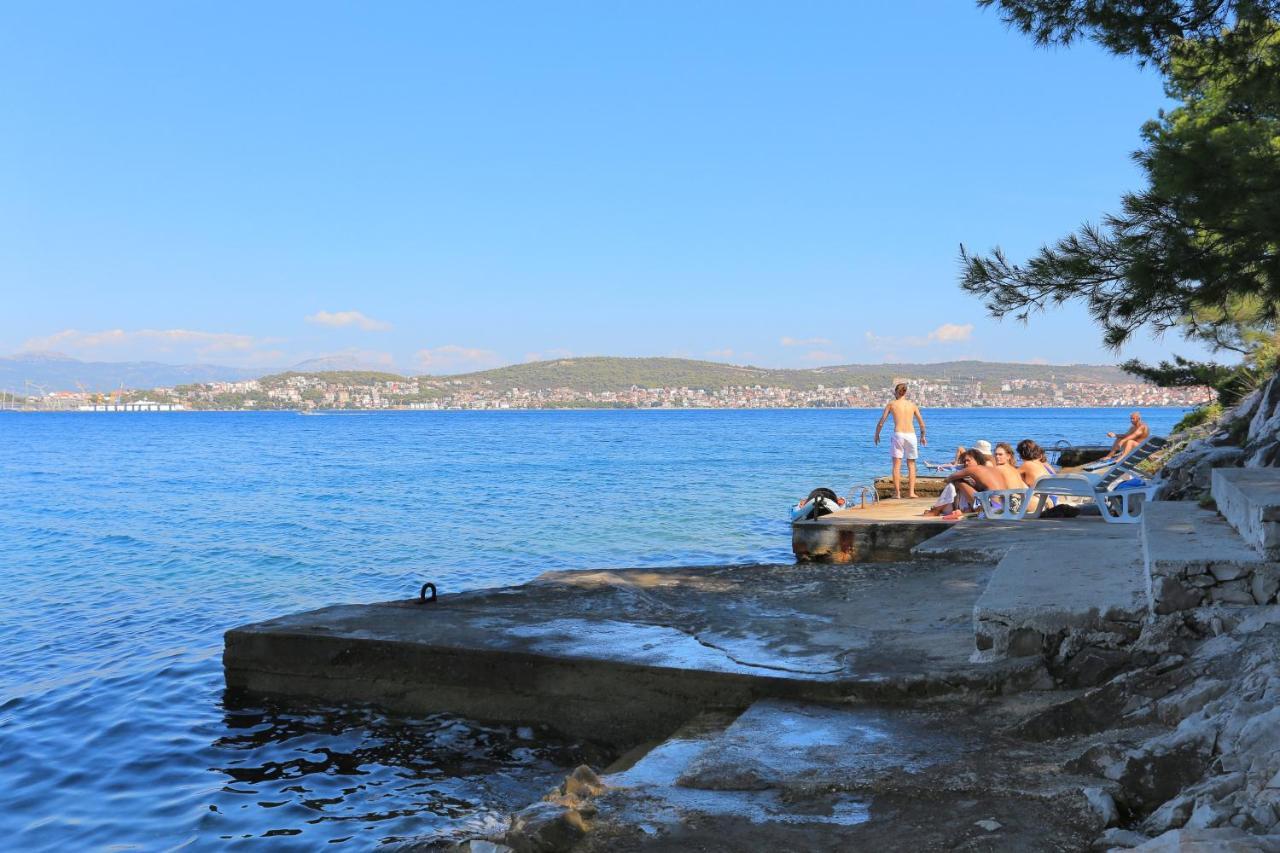 Apartments By The Sea Okrug Donji, Ciovo - 12502 Okrug Gornji Dış mekan fotoğraf