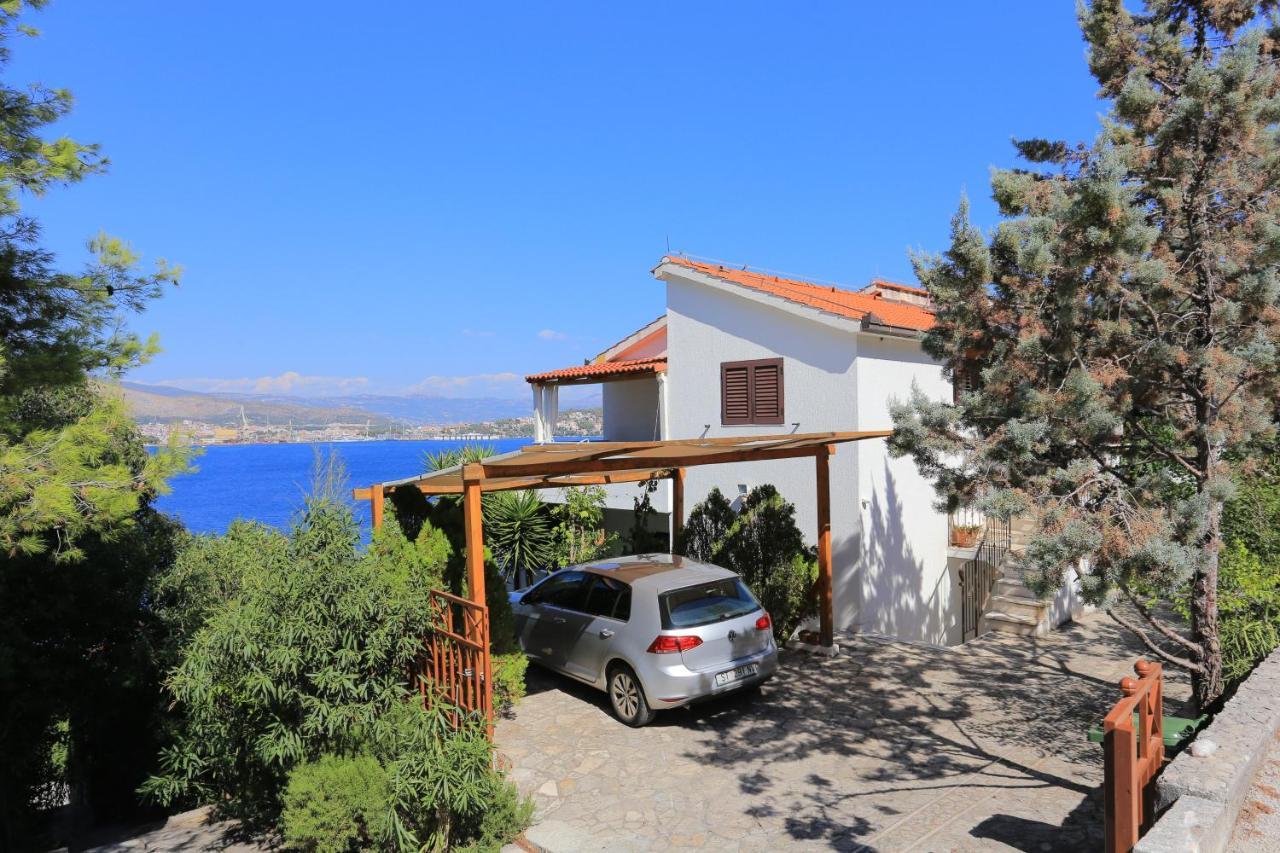 Apartments By The Sea Okrug Donji, Ciovo - 12502 Okrug Gornji Dış mekan fotoğraf