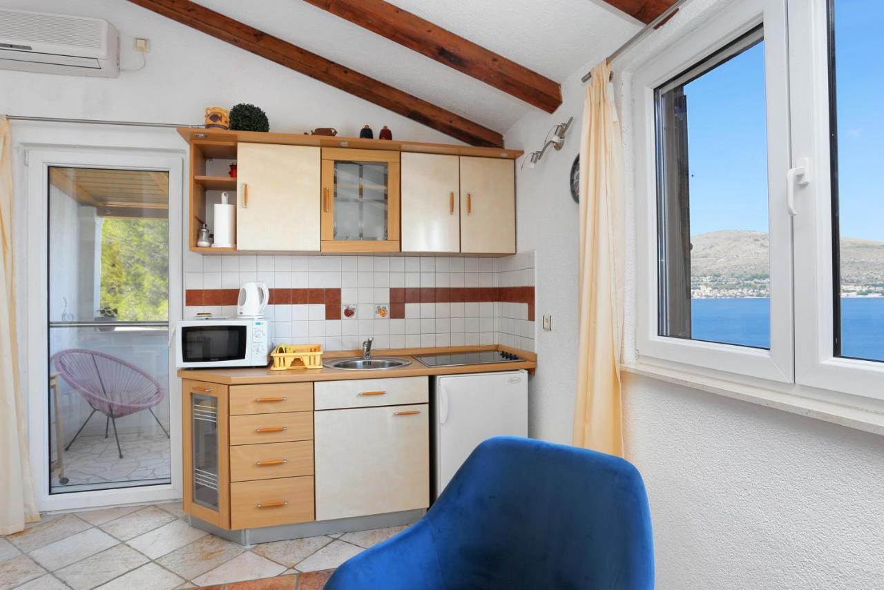 Apartments By The Sea Okrug Donji, Ciovo - 12502 Okrug Gornji Dış mekan fotoğraf