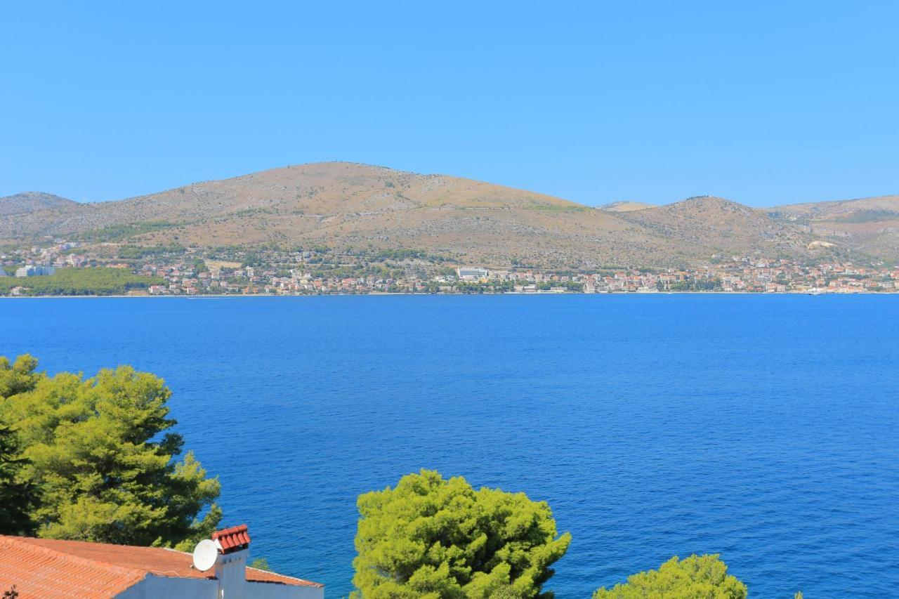 Apartments By The Sea Okrug Donji, Ciovo - 12502 Okrug Gornji Dış mekan fotoğraf